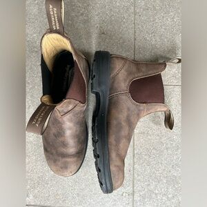 Blundstone Rustic Brown size 7